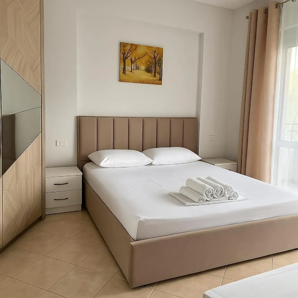 Lungo Mare Apartmens Avlonya